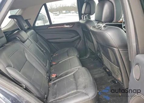 2013 Mercedes-Benz Ml 550 4Matic z USA, uszkodzony, nr VIN 4JGDA7DB5DA149227